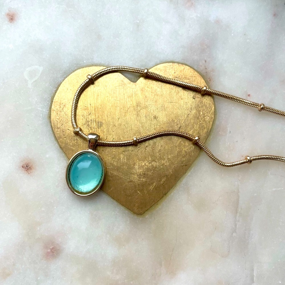 Gilded Azure: 18k Gold-Plated Necklace with Blue Glass Stones - Picture 3 of 4